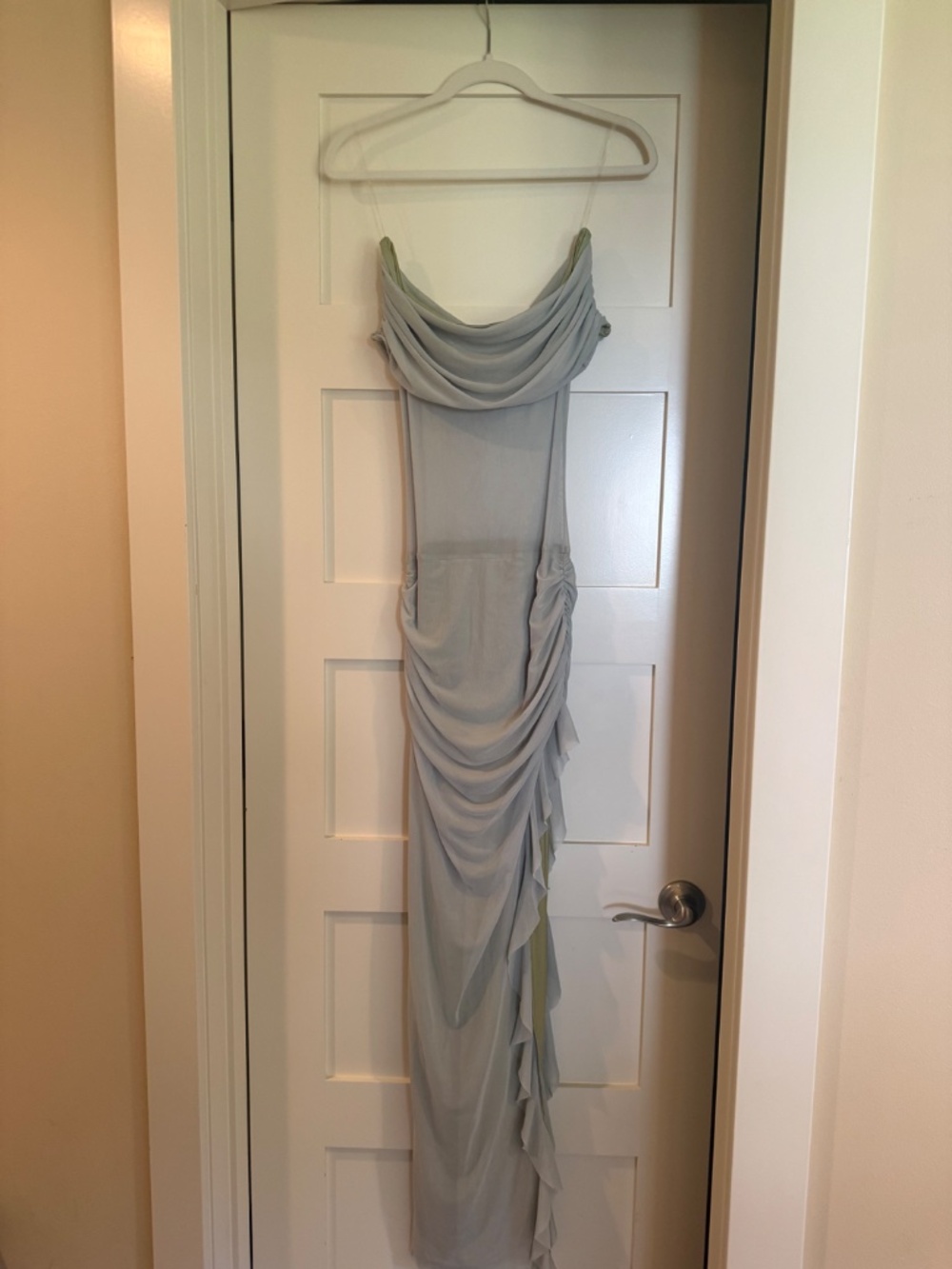 Nelly Off Shoulder Maxi Dress - Picture 4 of 6